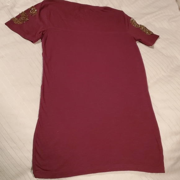 SALE** VS PINK Maroon & Gold sequin t-shirt - Picture 5 of 7